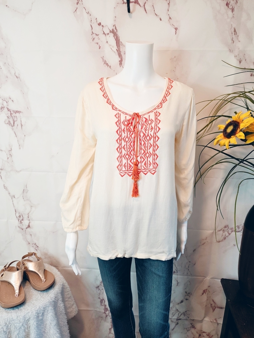 Soft Joie Embroidered Boho Blouse XS Cream Tassel Tie Neck Top - Picture 4 of 8